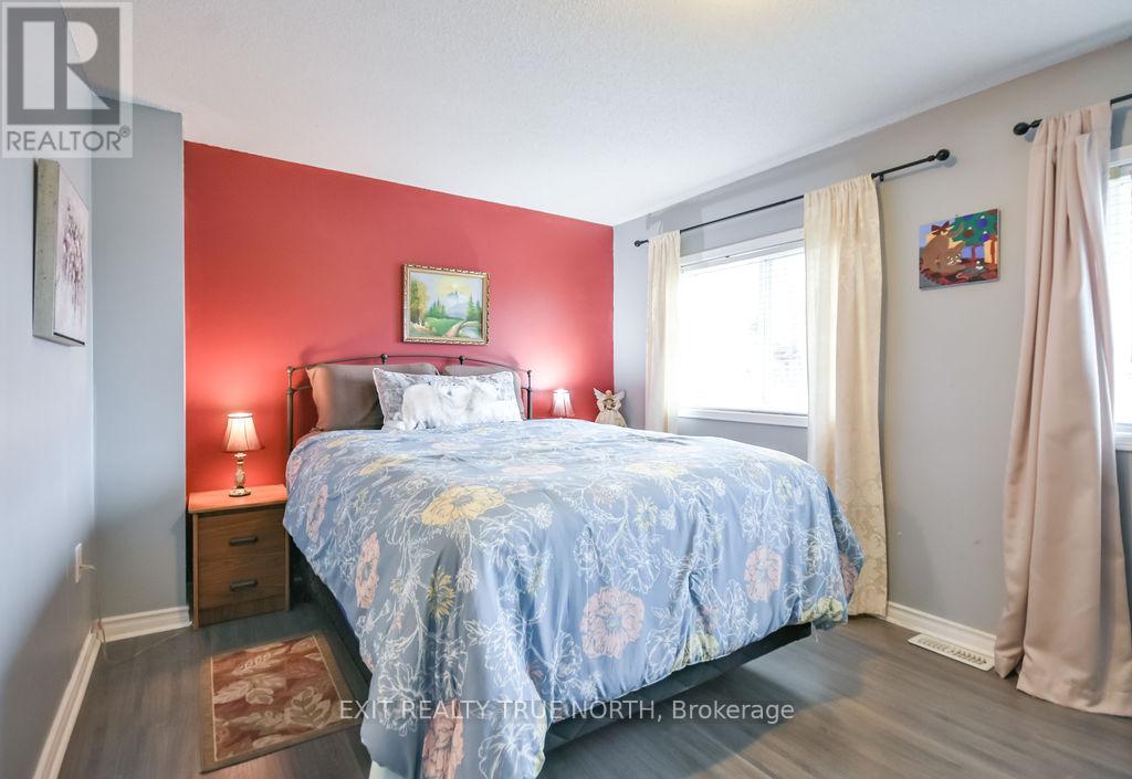 357 Dunsmore Lane, Barrie, Ontario  L4M 7B1 - Photo 16 - S12989992