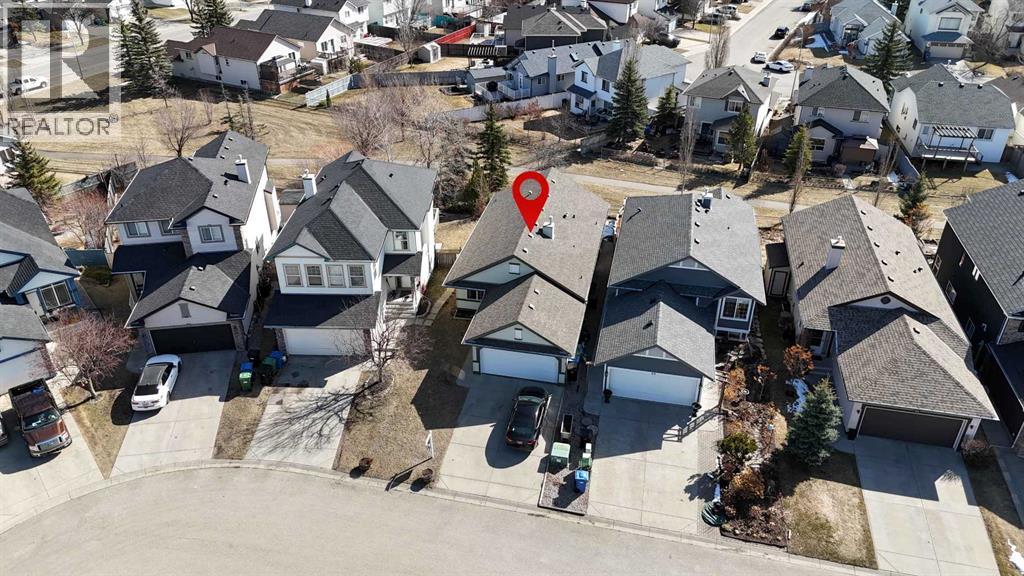 44 Somerglen Heath Sw, Calgary, Alberta  T2Y 4A3 - Photo 2 - A2299369