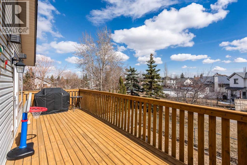 44 Somerglen Heath Sw, Calgary, Alberta  T2Y 4A3 - Photo 27 - A2299369