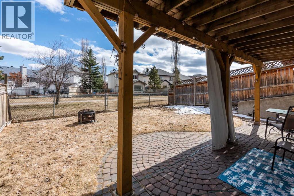 44 Somerglen Heath Sw, Calgary, Alberta  T2Y 4A3 - Photo 35 - A2299369