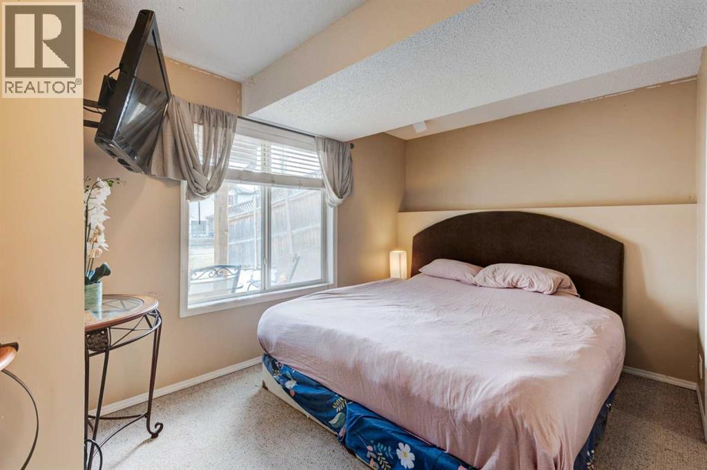 44 Somerglen Heath Sw, Calgary, Alberta  T2Y 4A3 - Photo 23 - A2299369