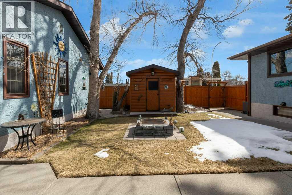 7304 35 Avenue Nw, Calgary, Alberta  T3B 1T3 - Photo 10 - A2300502