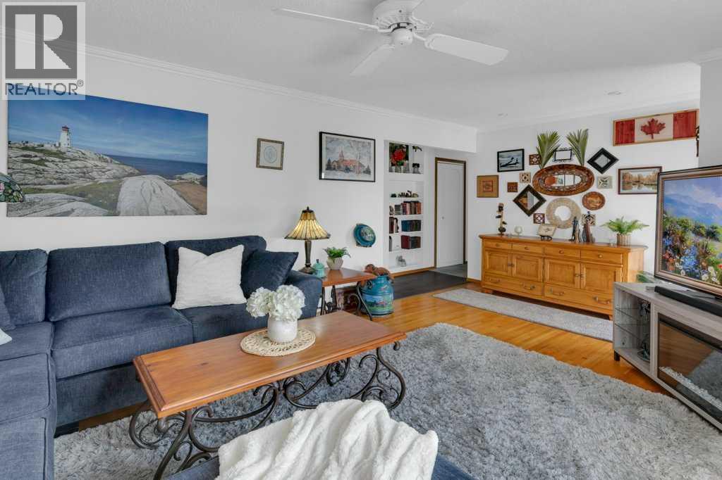 7304 35 Avenue Nw, Calgary, Alberta  T3B 1T3 - Photo 16 - A2300502