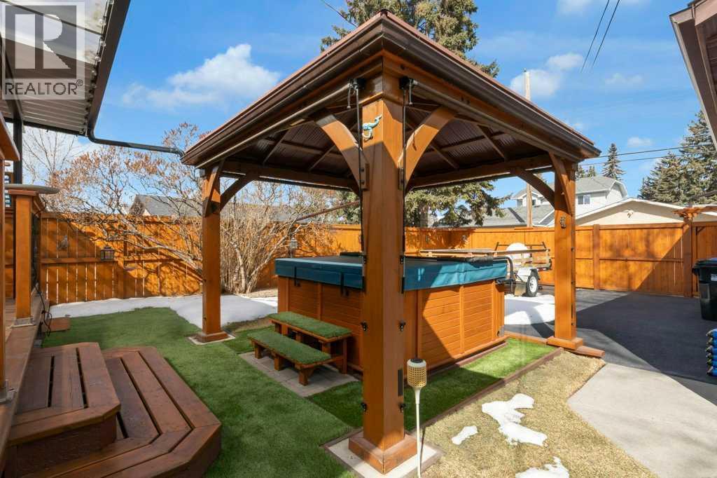 7304 35 Avenue Nw, Calgary, Alberta  T3B 1T3 - Photo 5 - A2300502