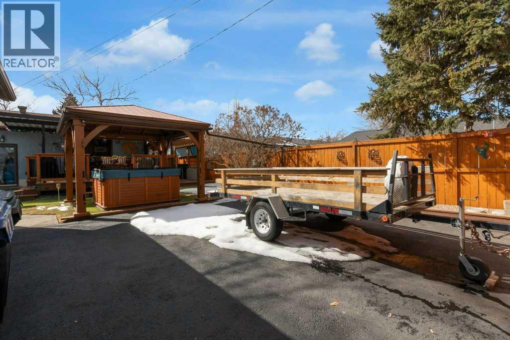 7304 35 Avenue Nw, Calgary, Alberta  T3B 1T3 - Photo 7 - A2300502