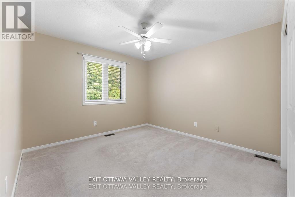 127 Owens Street, Pembroke, Ontario K8A 8K1 - Photo 14 - X12810194