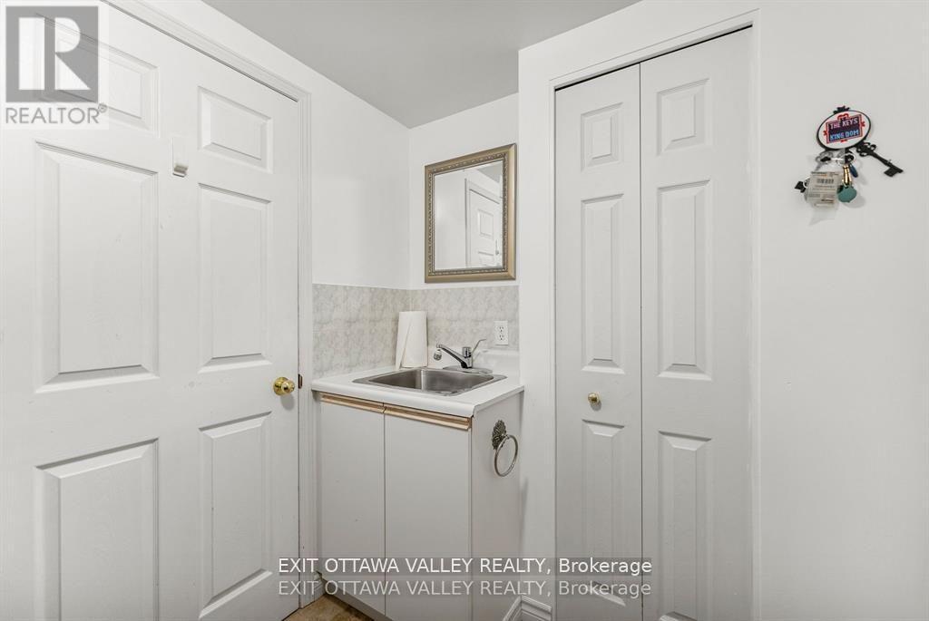 127 Owens Street, Pembroke, Ontario K8A 8K1 - Photo 27 - X12810194