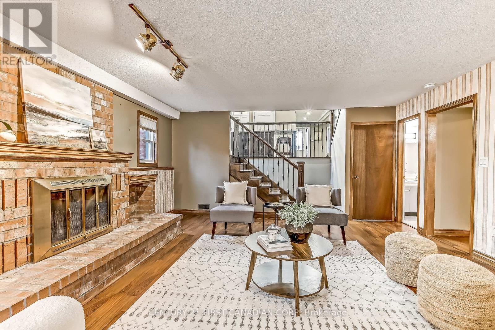 68 Golfview Crescent, London South, Ontario  N6C 5N5 - Photo 19 - X12990504