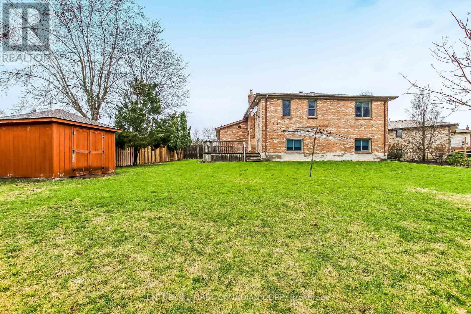 68 Golfview Crescent, London South, Ontario  N6C 5N5 - Photo 28 - X12990504