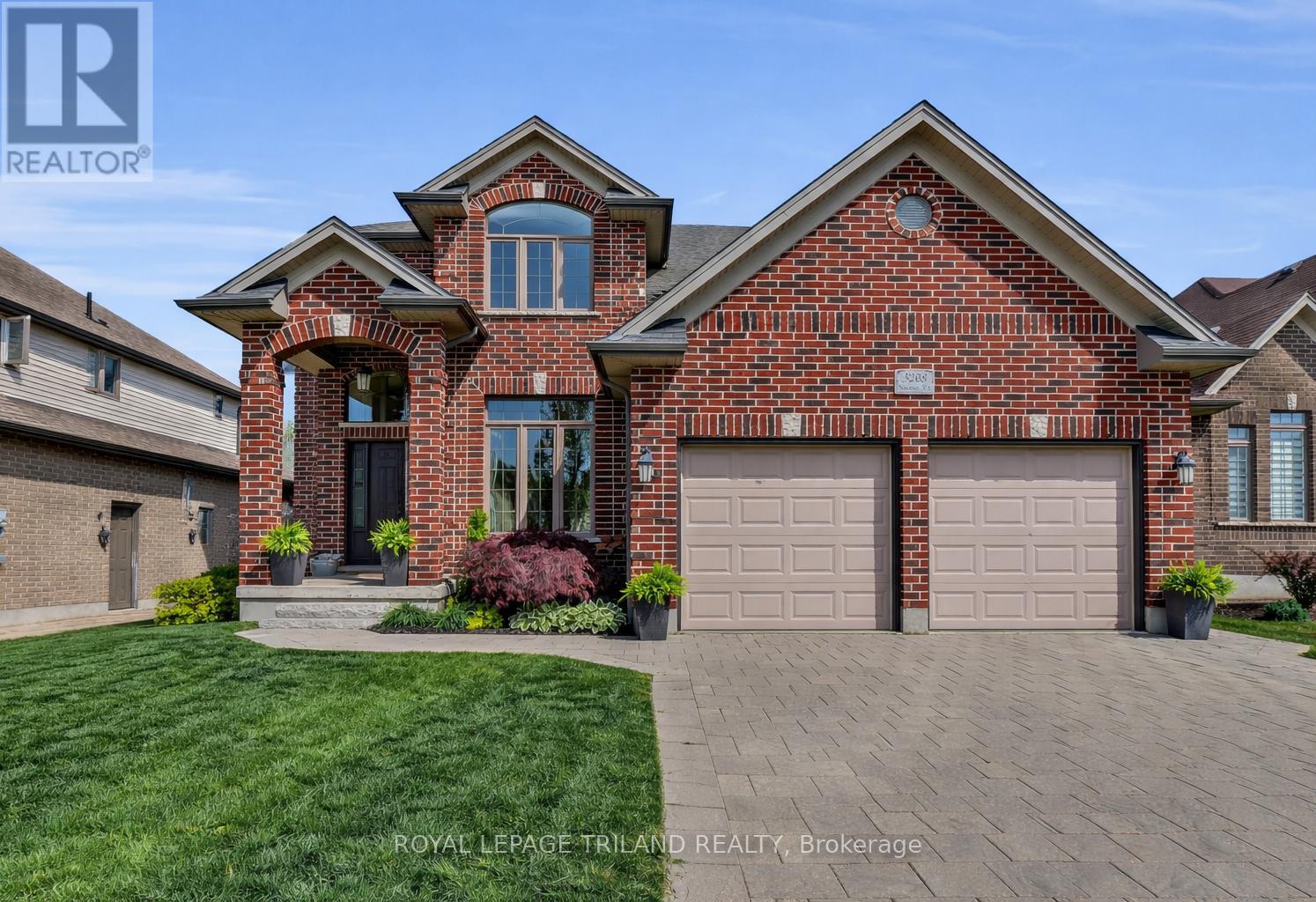 3208 Morgan Avenue, London South, Ontario  N6L 0B8 - Photo 1 - X12990672