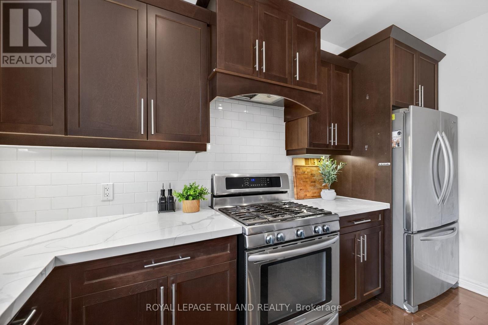 3208 Morgan Avenue, London South, Ontario  N6L 0B8 - Photo 17 - X12990672