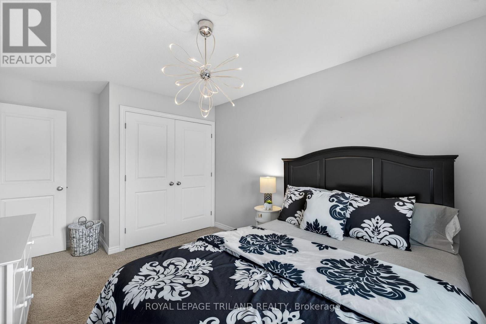 3208 Morgan Avenue, London South, Ontario  N6L 0B8 - Photo 27 - X12990672