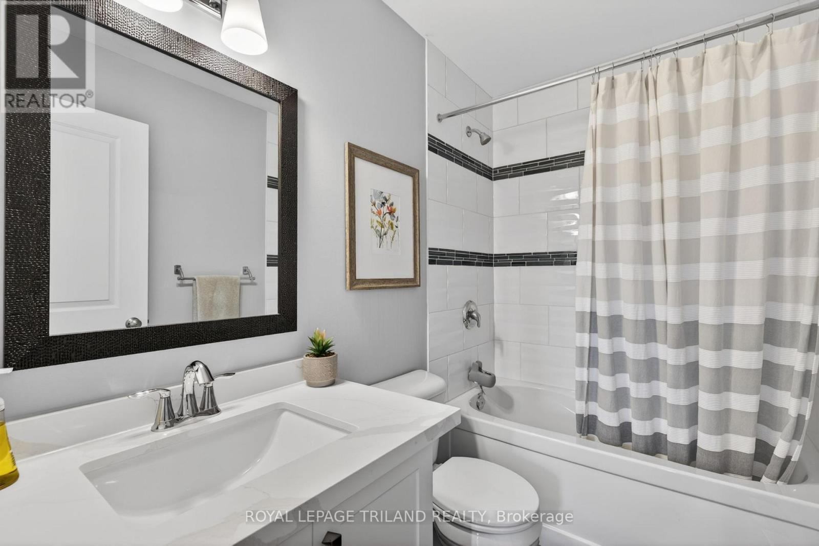 3208 Morgan Avenue, London South, Ontario  N6L 0B8 - Photo 32 - X12990672