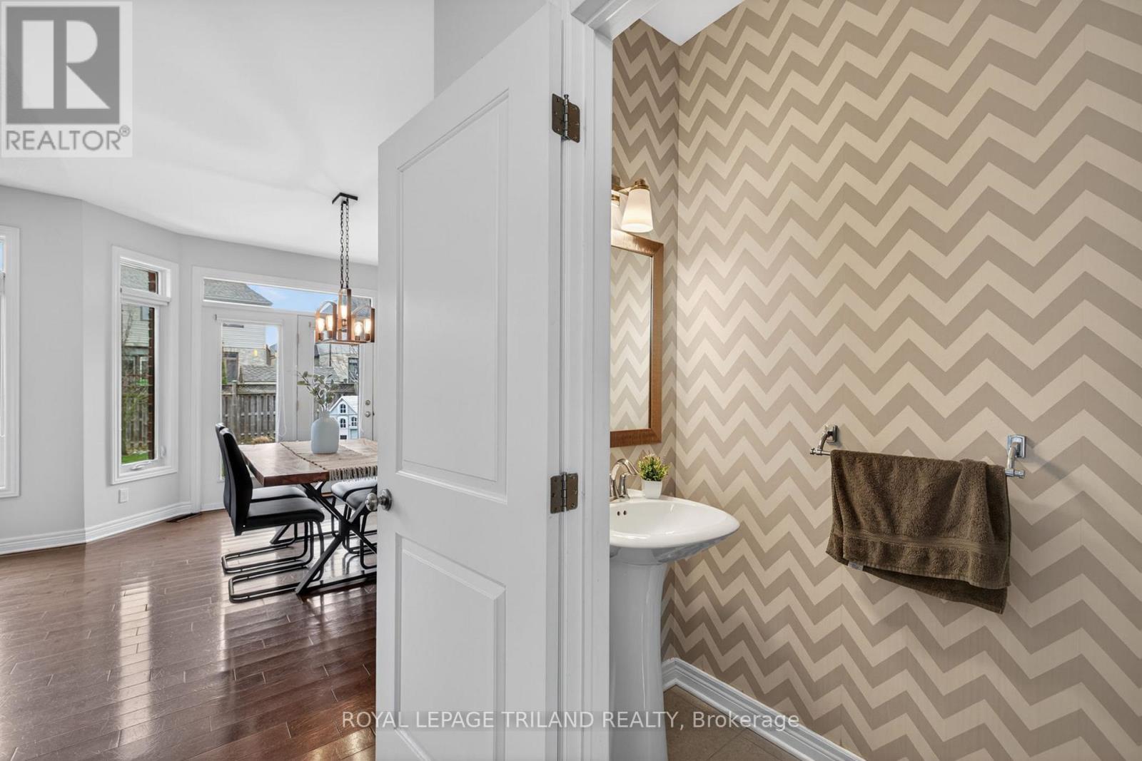 3208 Morgan Avenue, London South, Ontario  N6L 0B8 - Photo 8 - X12990672