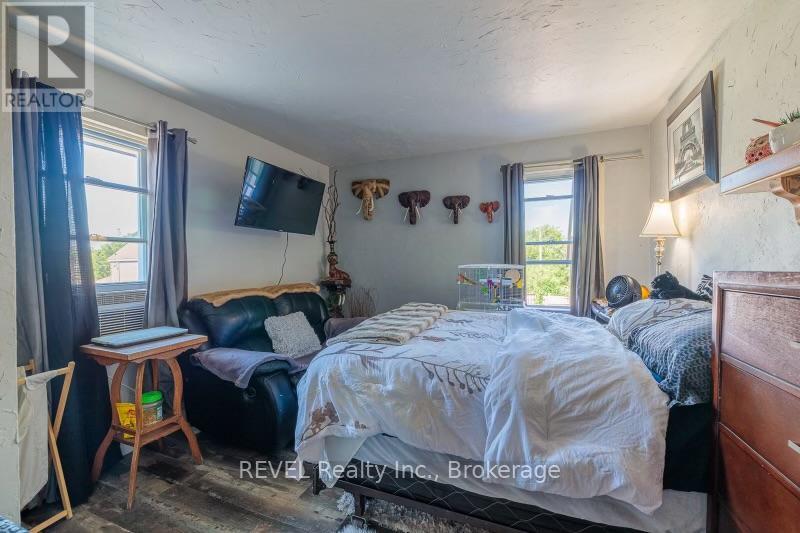 5 Jessie Street, Fort Erie, Ontario  L2A 4E6 - Photo 11 - X12972460