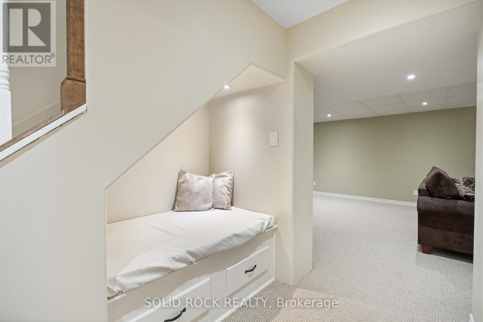 151 Spruce Crescent, Mississippi Mills, Ontario K7C 3P1 - Photo 21 - X12990532