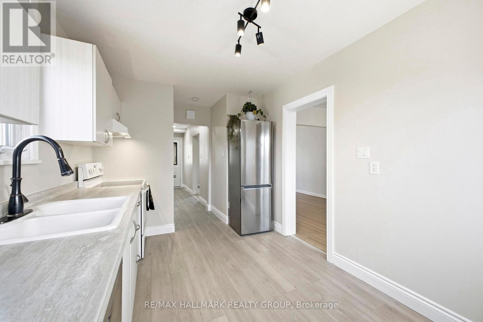 1763 Baseline Road, Ottawa, Ontario  K2C 0C1 - Photo 15 - X12990600