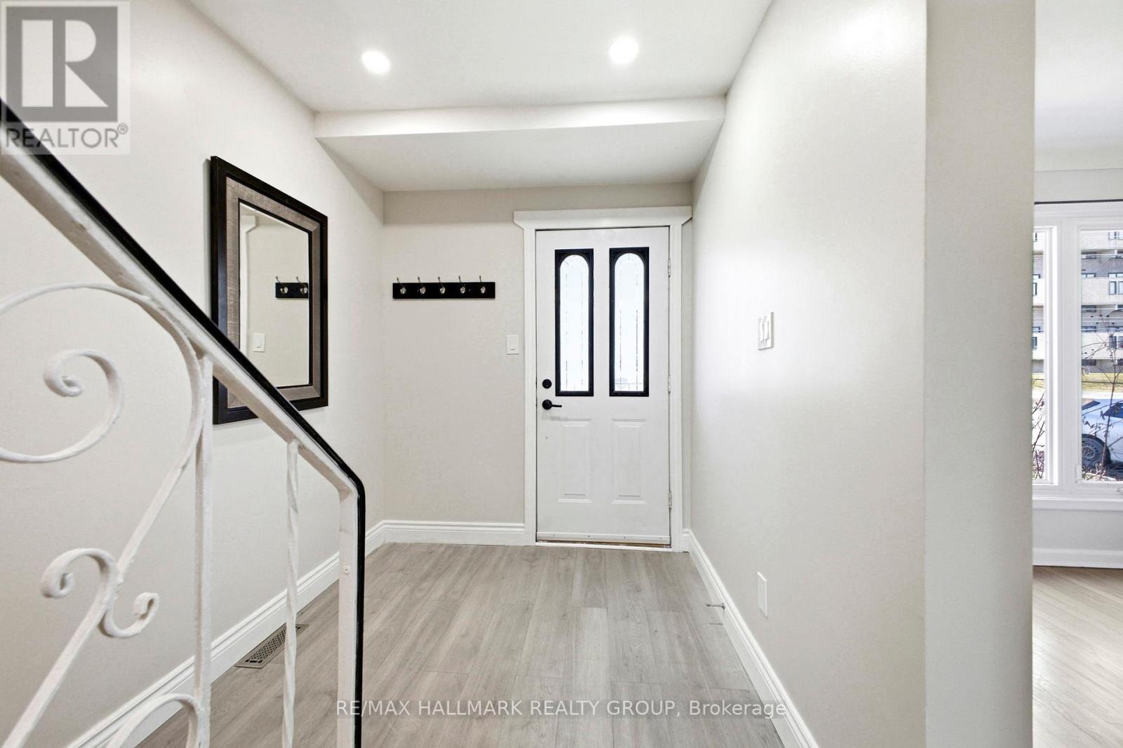 1763 Baseline Road, Ottawa, Ontario  K2C 0C1 - Photo 4 - X12990600