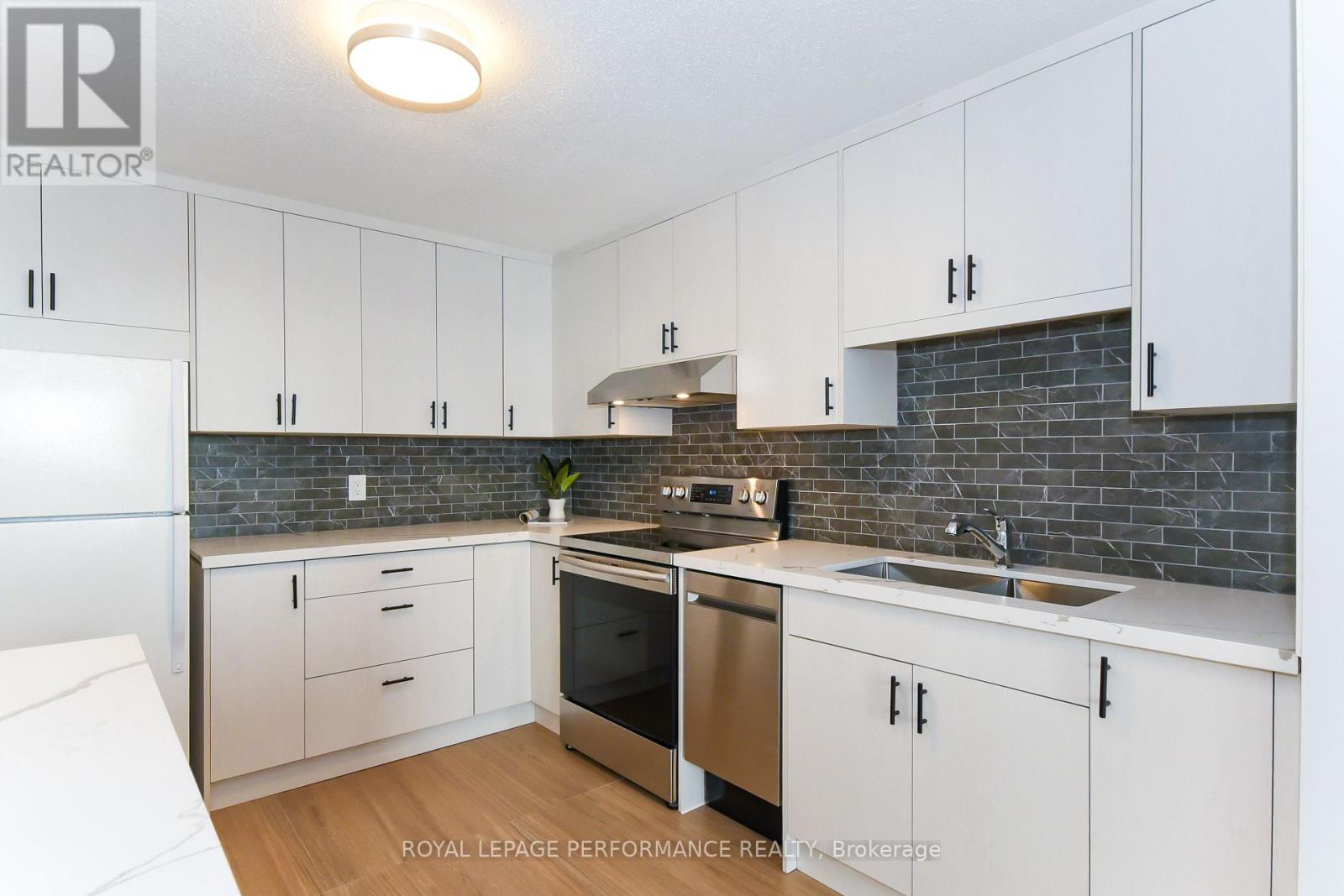 1014 - 1465 Baseline Road, Ottawa, Ontario  K2C 3L9 - Photo 14 - X12990680