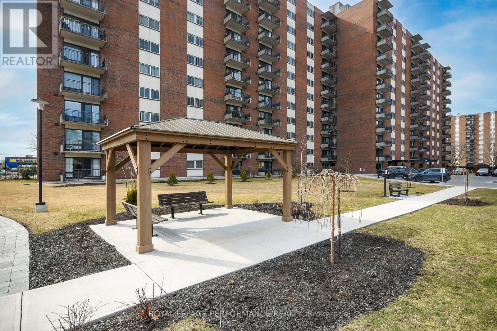 1014 - 1465 Baseline Road, Ottawa, Ontario  K2C 3L9 - Photo 2 - X12990680