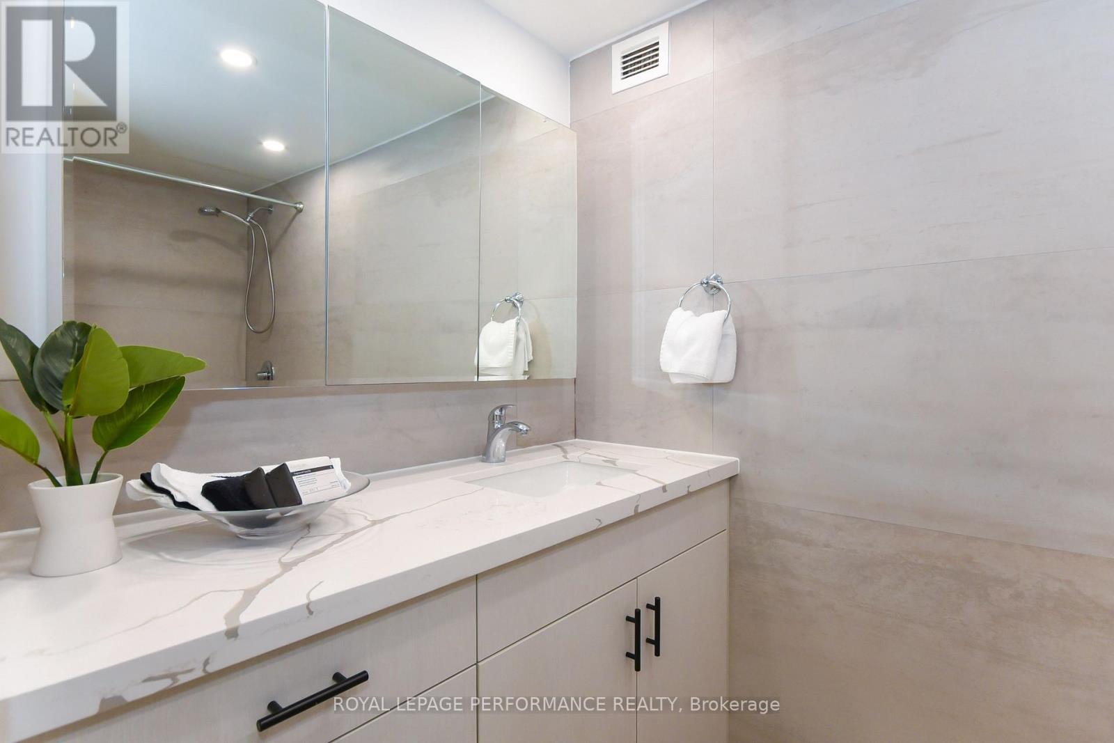 1014 - 1465 Baseline Road, Ottawa, Ontario  K2C 3L9 - Photo 24 - X12990680