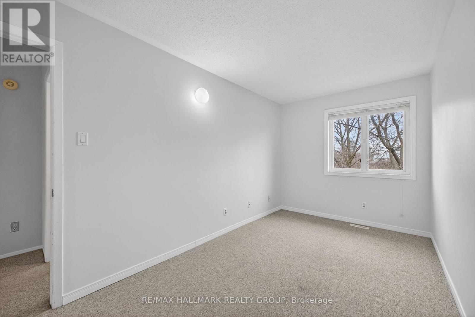 80 Pickwick Drive, Ottawa, Ontario  K2J 3E2 - Photo 32 - X12990684