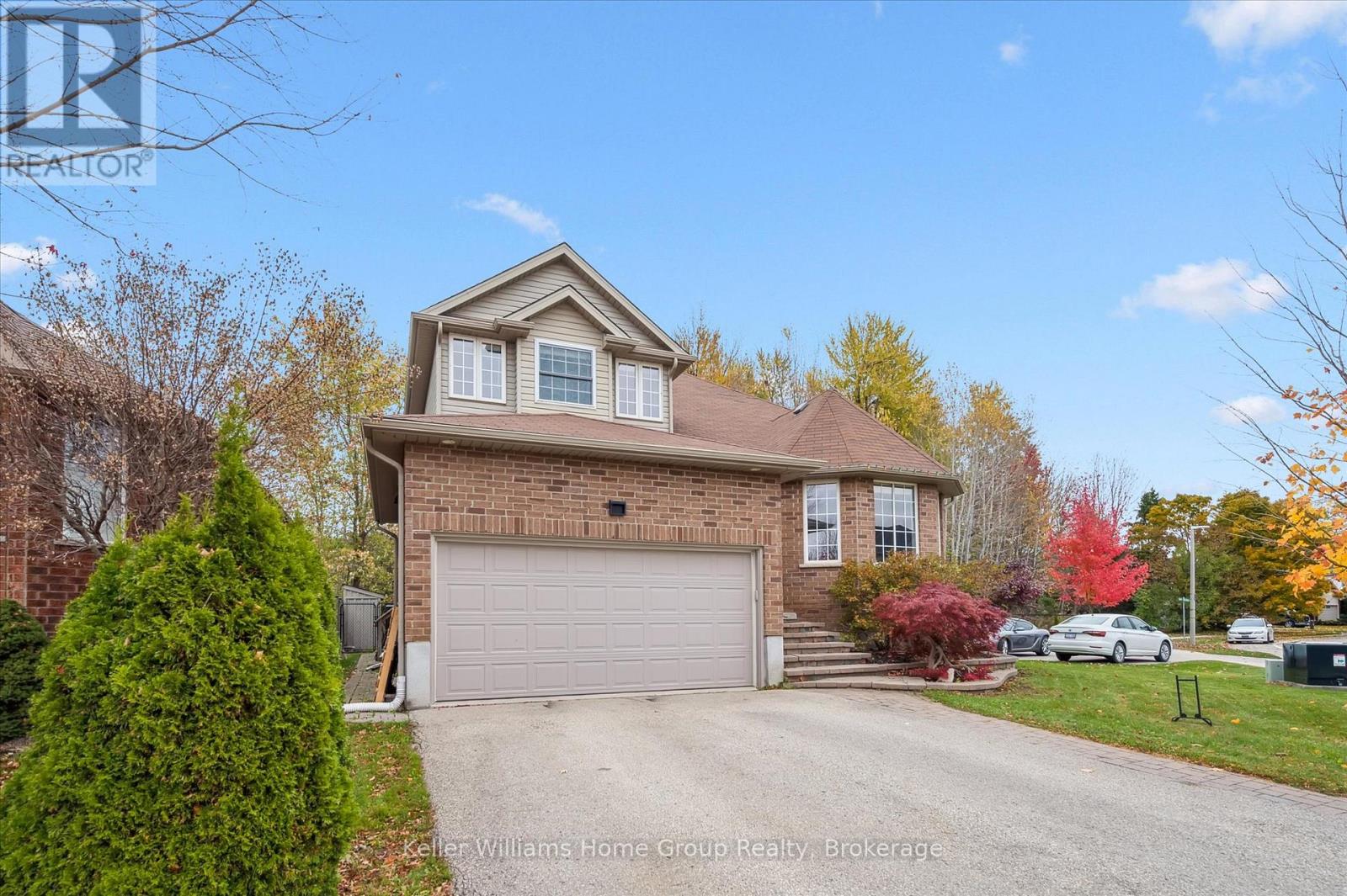 616 Black Street, Centre Wellington, Ontario  N1M 0A3 - Photo 2 - X12899132