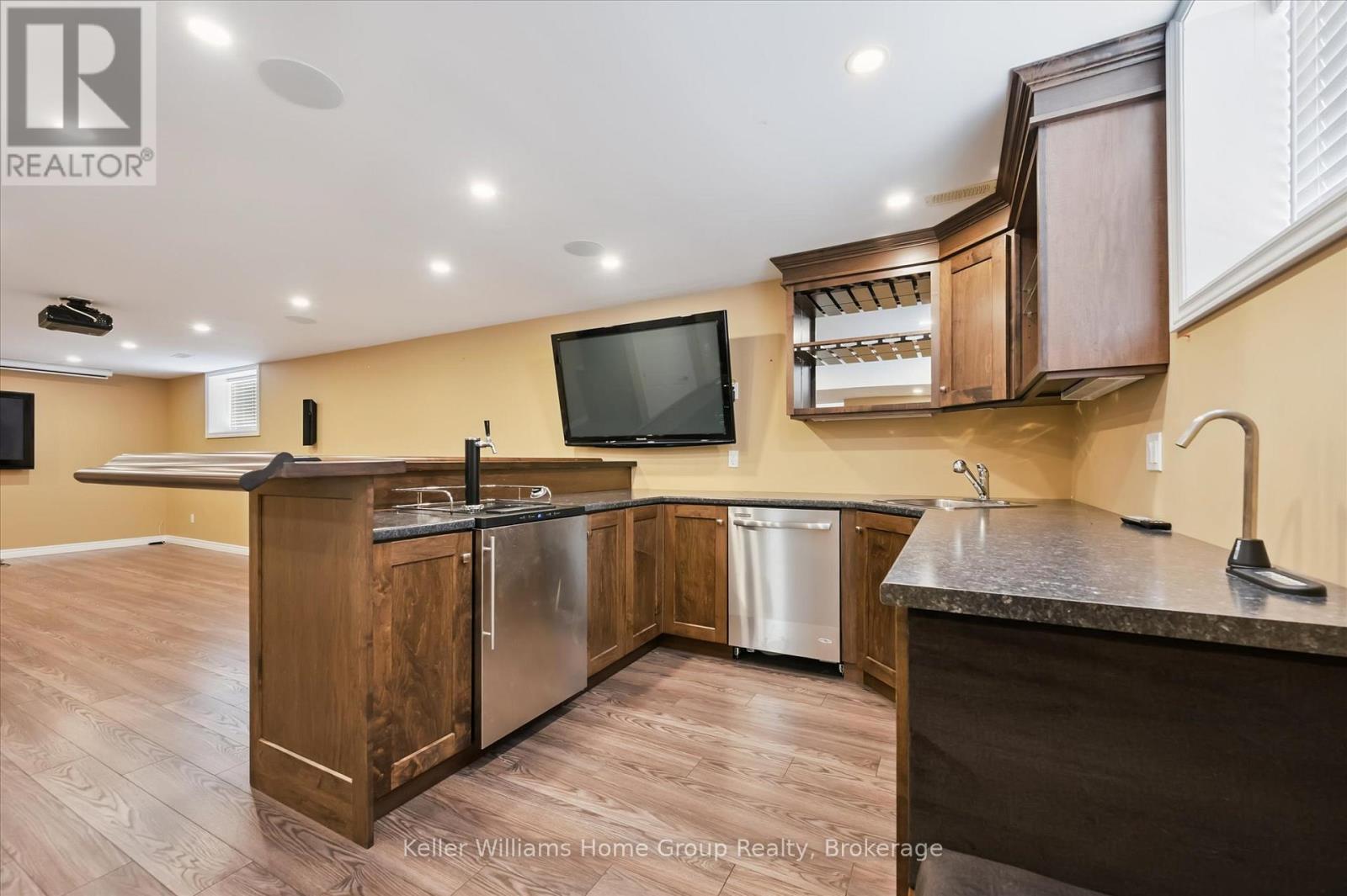 616 Black Street, Centre Wellington, Ontario  N1M 0A3 - Photo 36 - X12899132