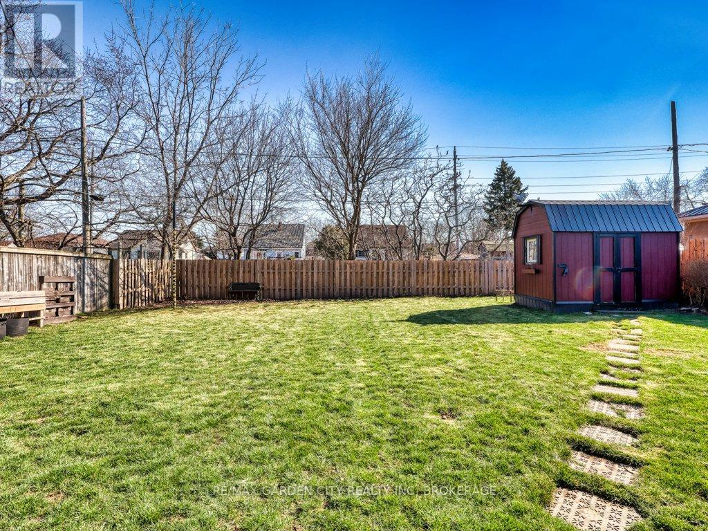 52 Carter Street, Port Colborne, Ontario  L3K 3J6 - Photo 5 - X12990516