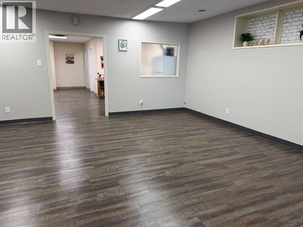 5327 48 Avenue, Taber, Alberta  T1G 1S7 - Photo 9 - A2257459