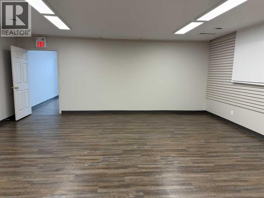 5327 48 Avenue, Taber, Alberta  T1G 1S7 - Photo 11 - A2257459