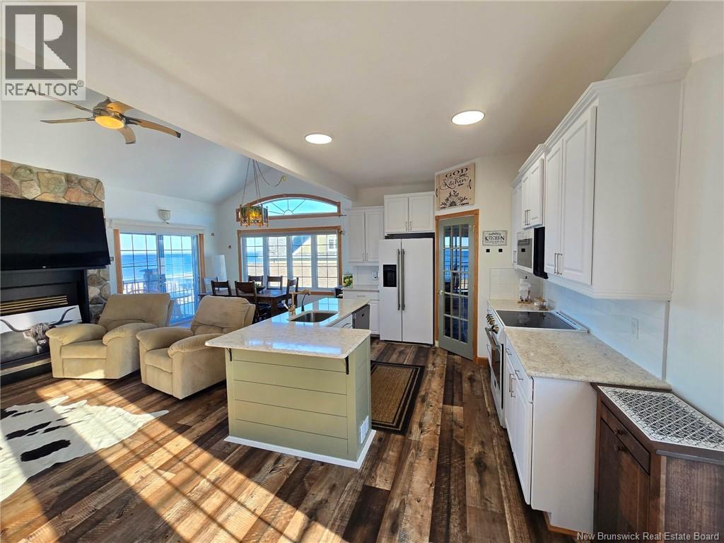 836 John Cormier, Beresford, New Brunswick  E8K 1W1 - Photo 21 - NB137041