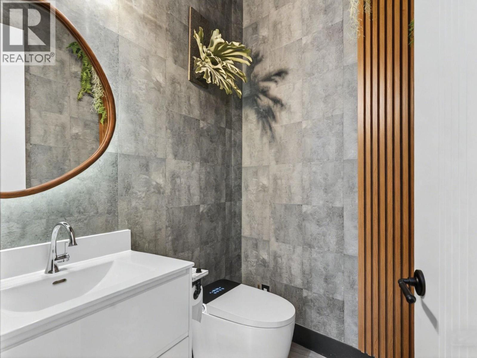 Listing Picture 16 of 24 : 190 12122 HORSESHOE WAY, Richmond / 烈治文 - 魯藝地產 Yvonne Lu Group - MLS Medallion Club Member