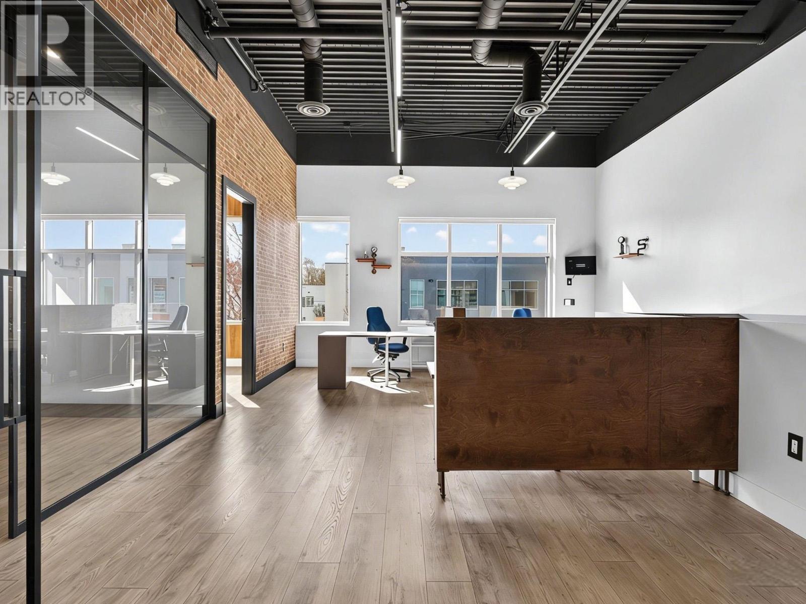 Listing Picture 11 of 24 : 190 12122 HORSESHOE WAY, Richmond / 烈治文 - 魯藝地產 Yvonne Lu Group - MLS Medallion Club Member