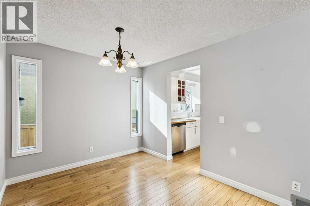 136 Scenic Acres Drive Nw, Calgary, Alberta  T3L 1C7 - Photo 11 - A2288911