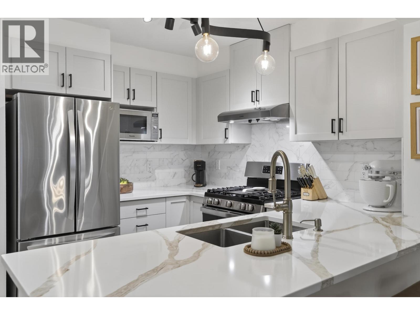 312 2959 Silver Springs Boulevard, Coquitlam, British Columbia  V3E 3S5 - Photo 6 - R3107769