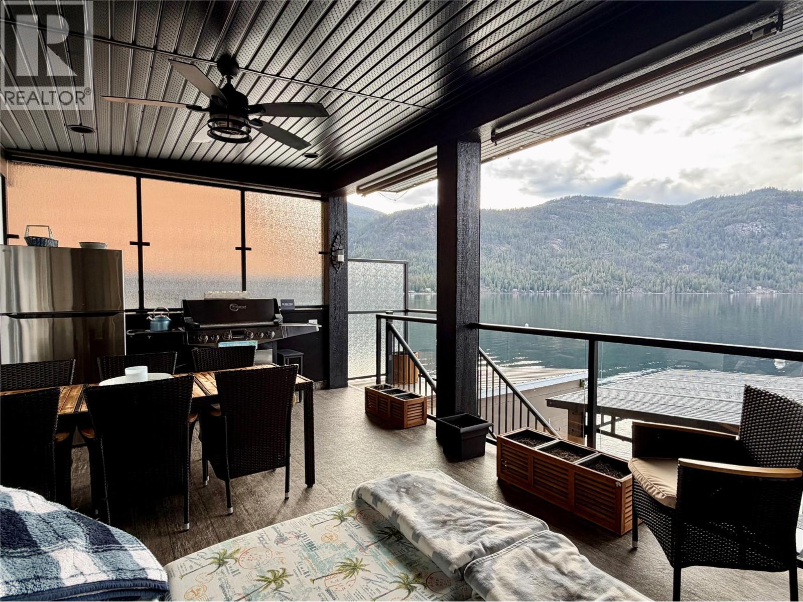 3127 East Lake Drive, Christina Lake, British Columbia  V0H 1H2 - Photo 11 - 10383112