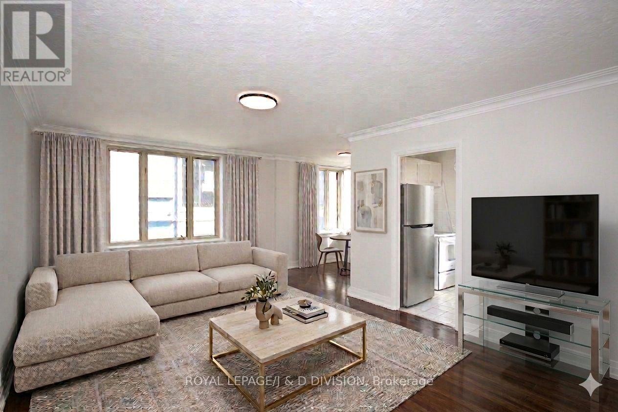 432 - 150 Farnham Avenue, Toronto, Ontario  M4V 1H5 - Photo 4 - C12976668