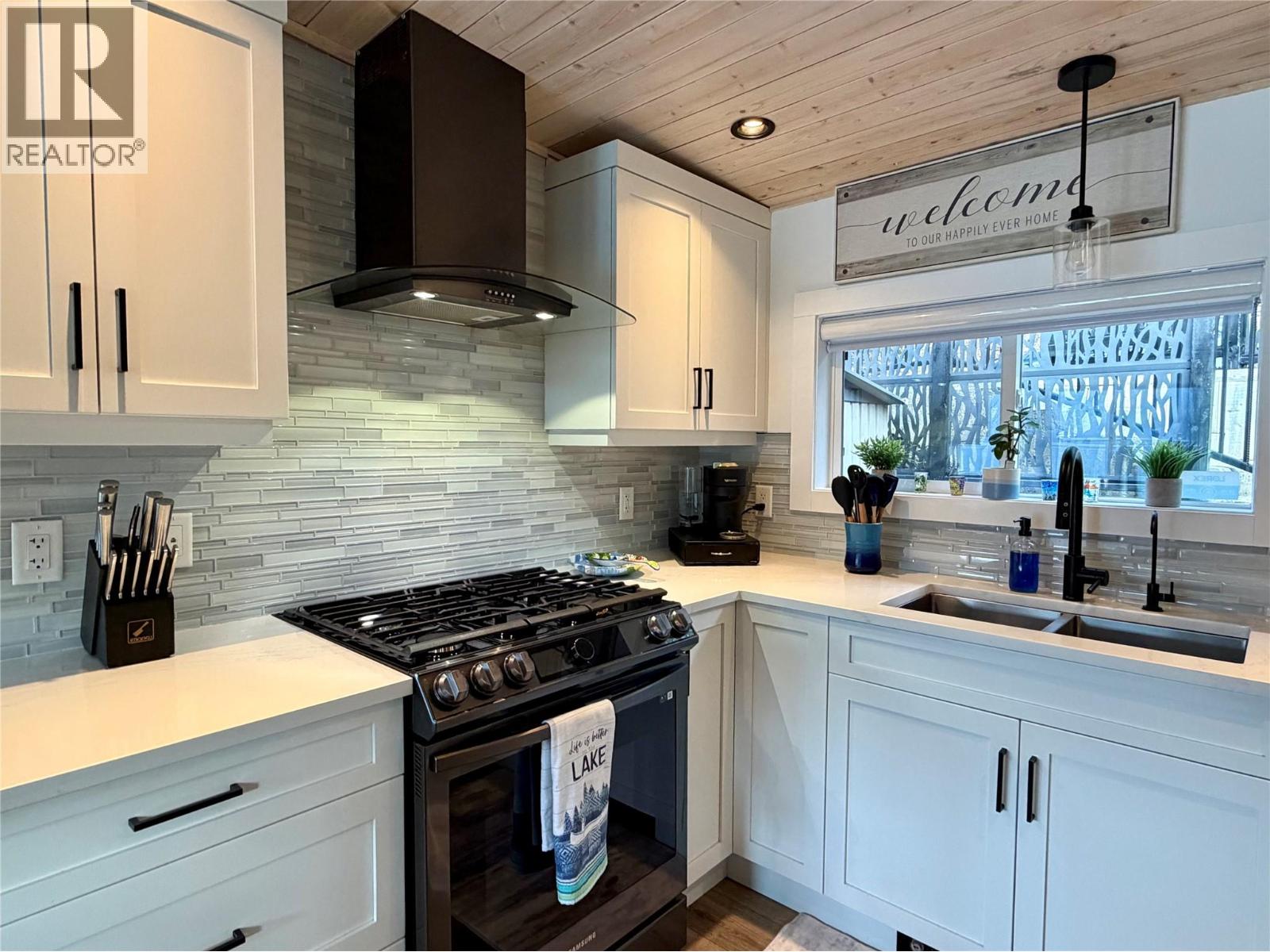 3127 East Lake Drive, Christina Lake, British Columbia  V0H 1H2 - Photo 18 - 10383112