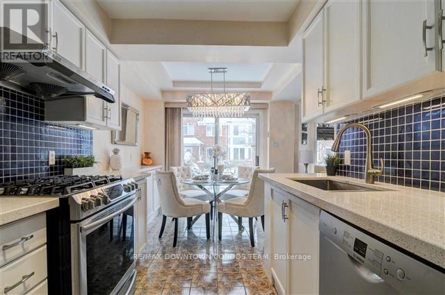 154 - 18 Clark Avenue W, Vaughan, Ontario  L4J 8H1 - Photo 11 - N12990180