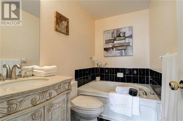 154 - 18 Clark Avenue W, Vaughan, Ontario  L4J 8H1 - Photo 18 - N12990180