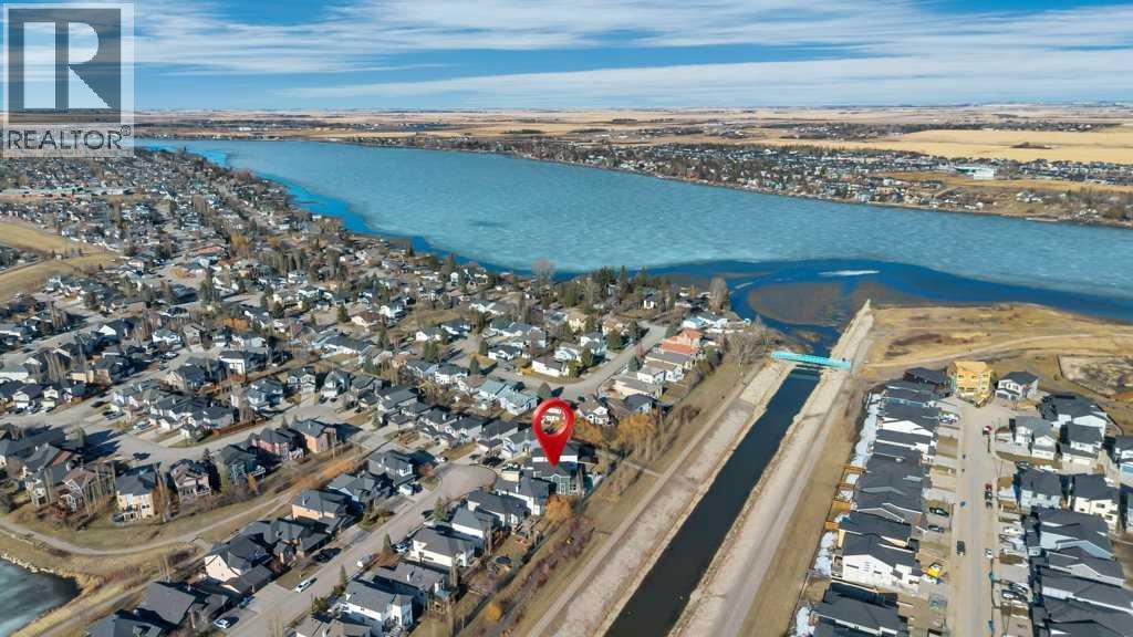 392 Rainbow Falls Way, Chestermere, Alberta  T1X 1S6 - Photo 13 - A2293151