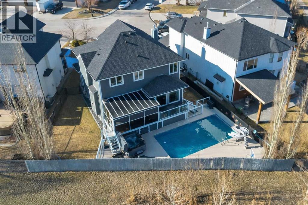 392 Rainbow Falls Way, Chestermere, Alberta  T1X 1S6 - Photo 6 - A2293151