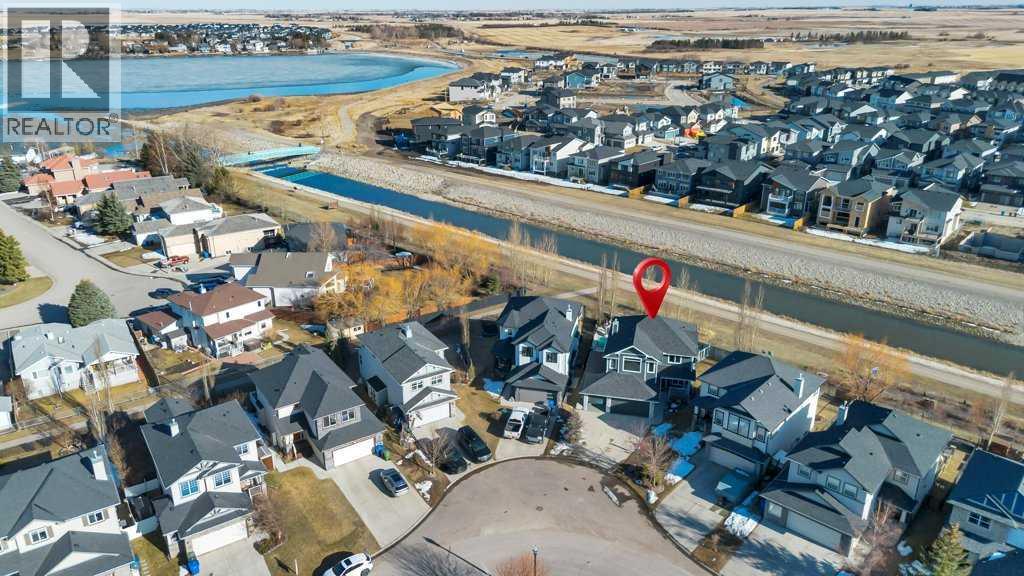 392 Rainbow Falls Way, Chestermere, Alberta  T1X 1S6 - Photo 3 - A2293151