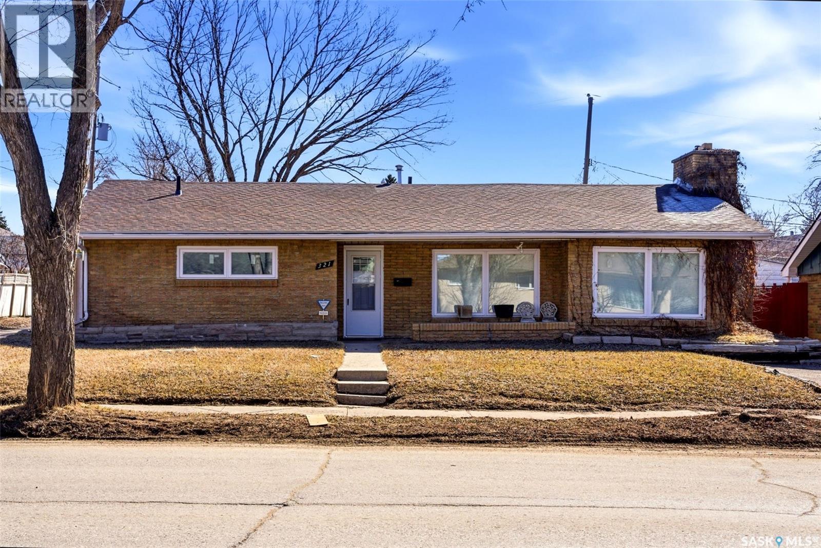 321 Elphinstone STREET, Regina