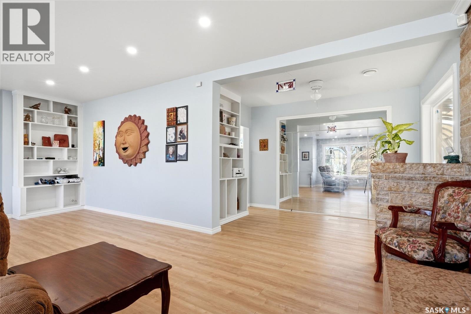 321 Elphinstone Street, Regina, Saskatchewan  S4R 3W7 - Photo 6 - SK032742