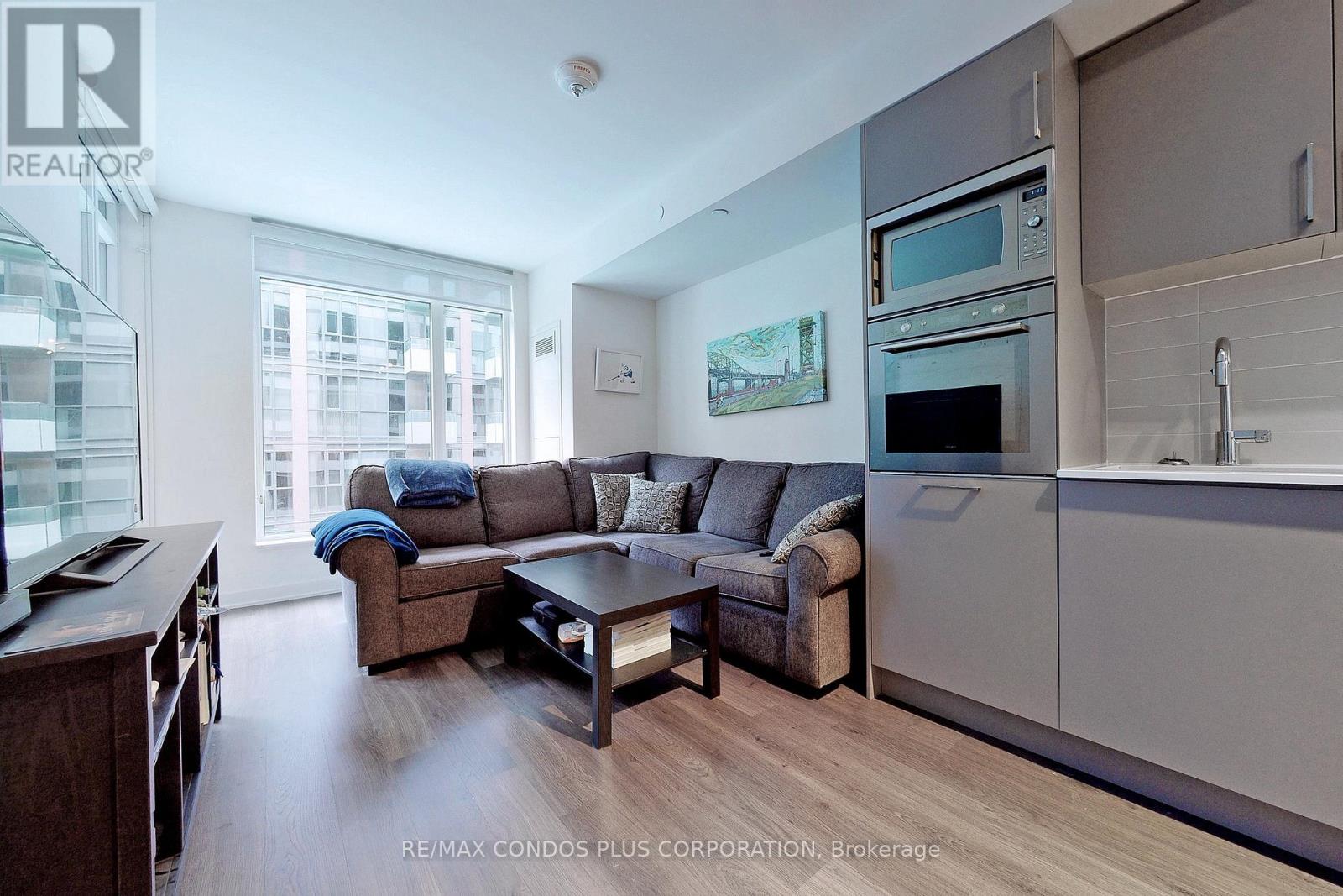 425 - 576 Front Street W, Toronto, Ontario  M5V 0P8 - Photo 12 - C12990508