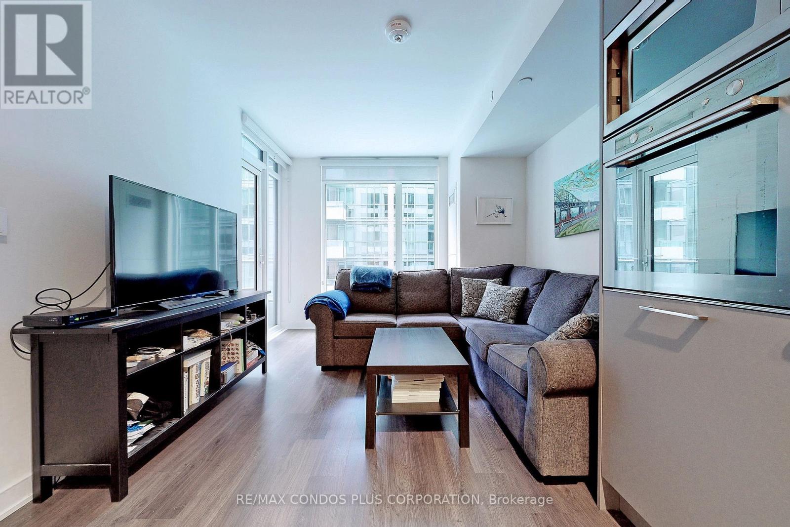 425 - 576 Front Street W, Toronto, Ontario  M5V 0P8 - Photo 13 - C12990508