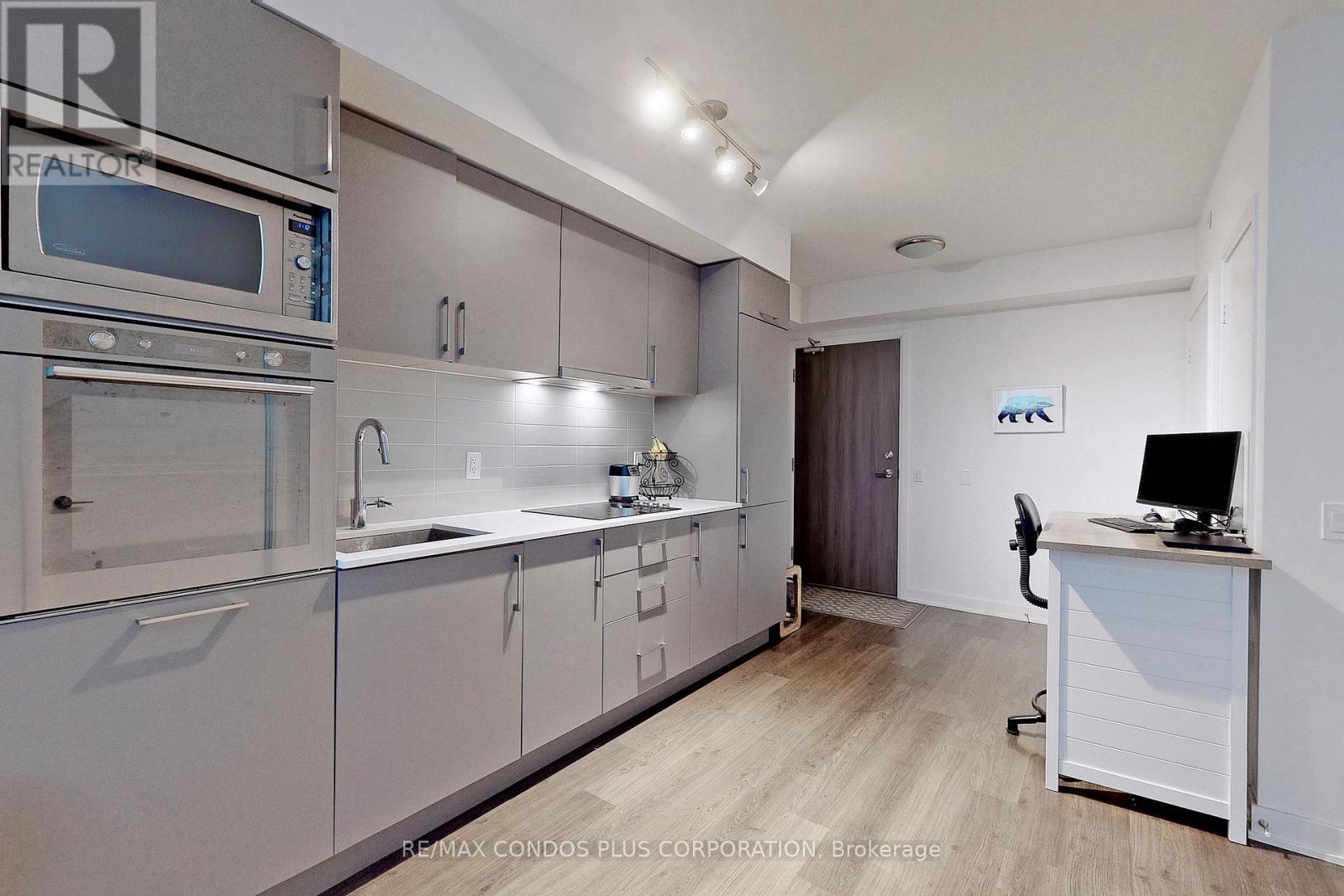 425 - 576 Front Street W, Toronto, Ontario  M5V 0P8 - Photo 16 - C12990508