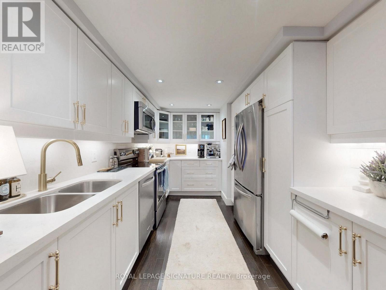 906 - 18 Hollywood Avenue, Toronto, Ontario  M2N 6P5 - Photo 10 - C12990552